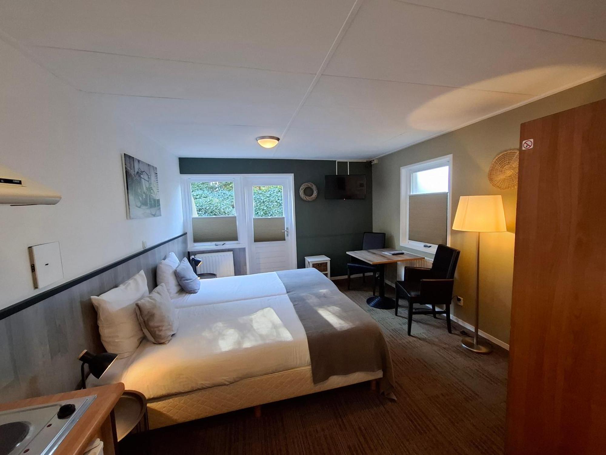 Hotel Randduin Oostkapelle Eksteriør bilde